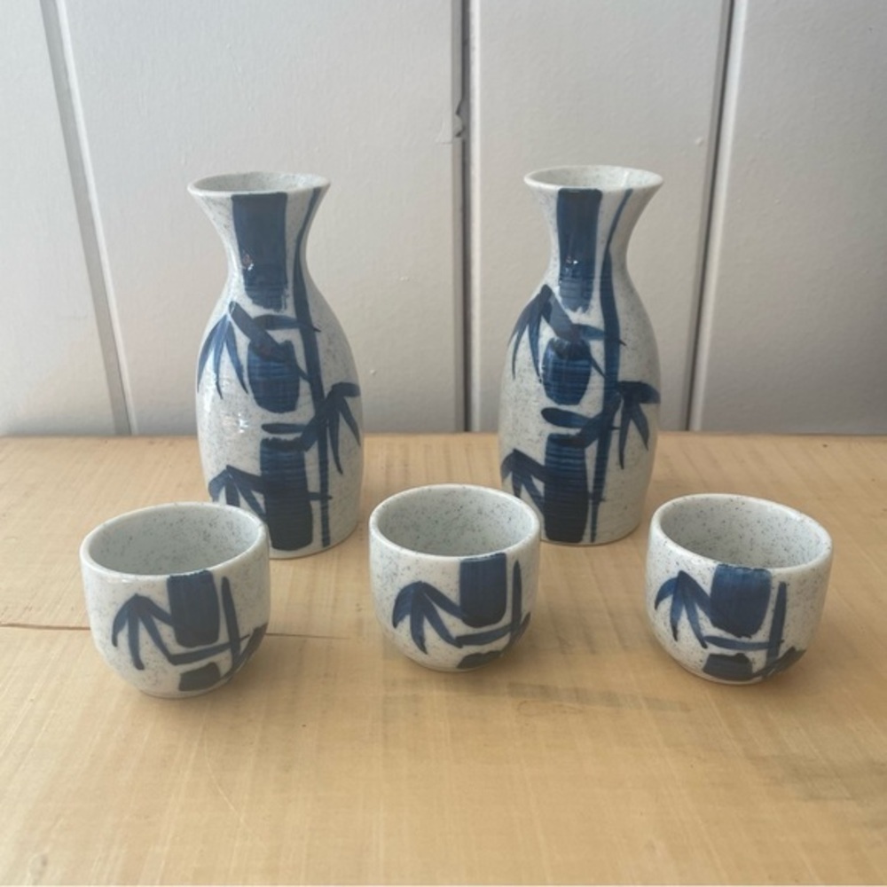 $15 SALE Blue Bamboo Sake Set 5 Piece Merae Gift Bundle Gray White Speckled